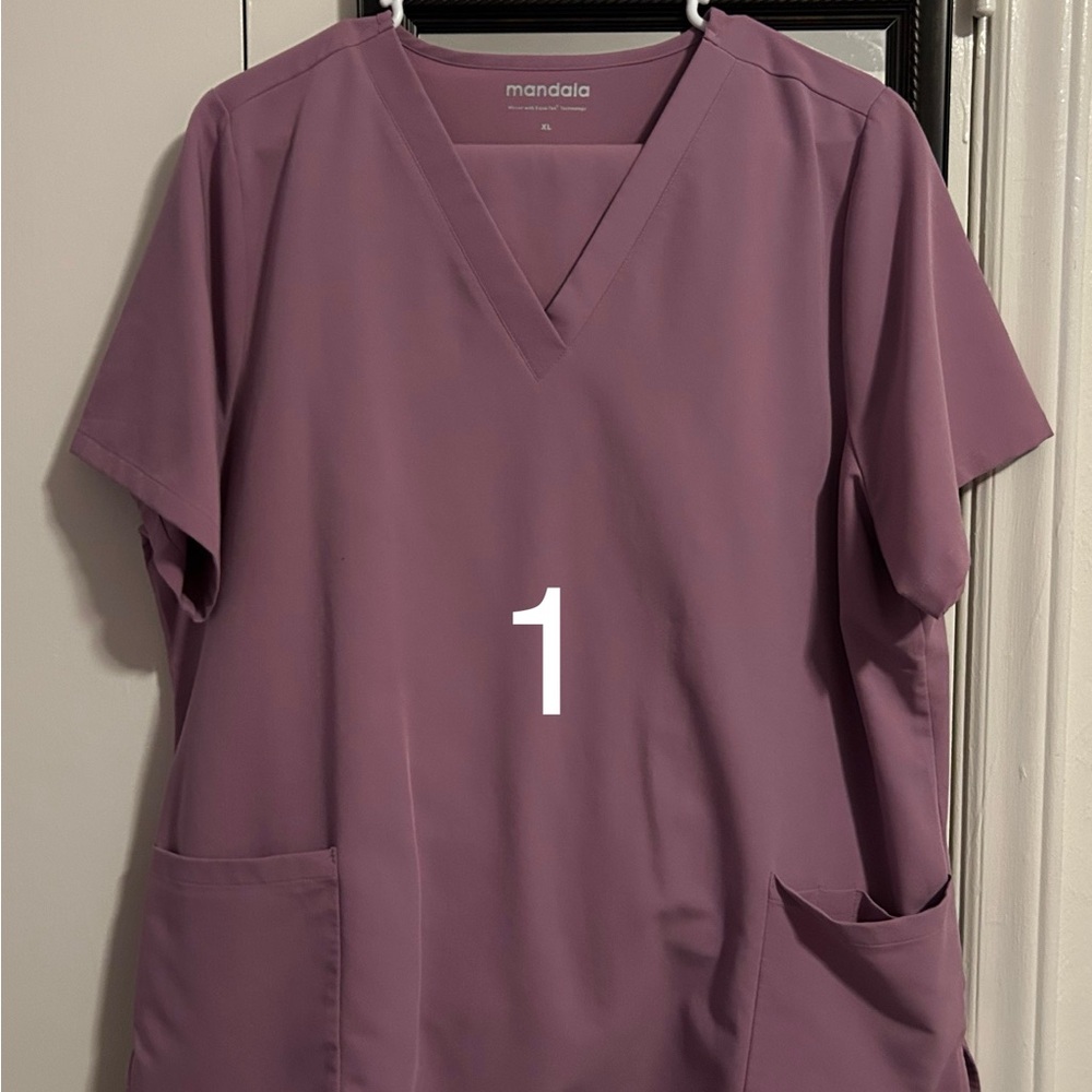 Mandala Women's Mauve V-Neck Scrub Top